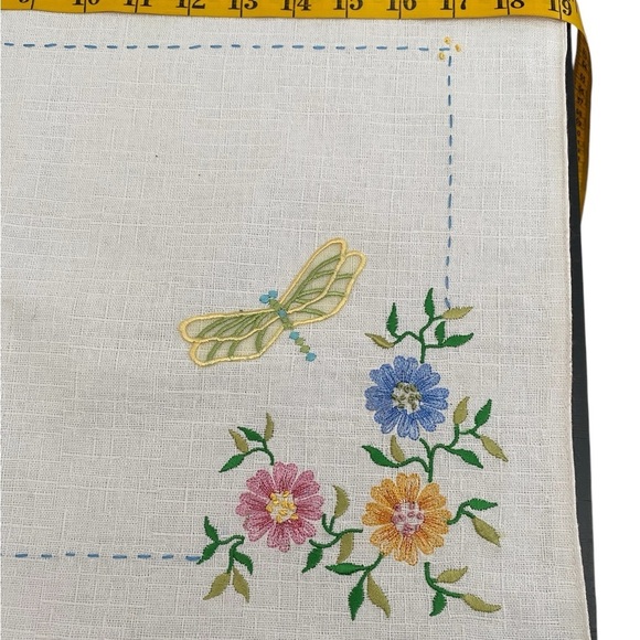 Embroidered Placemats Set of 4 Cotton Butterflies Tea Time Spring Cottagecore - Picture 10 of 11